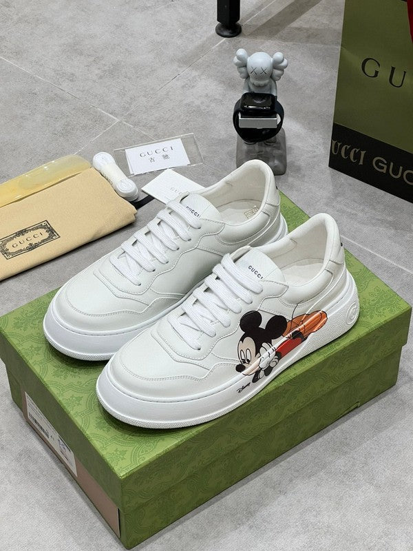 Gucci all-black luxury sneakers view 10 heritage-inspired look