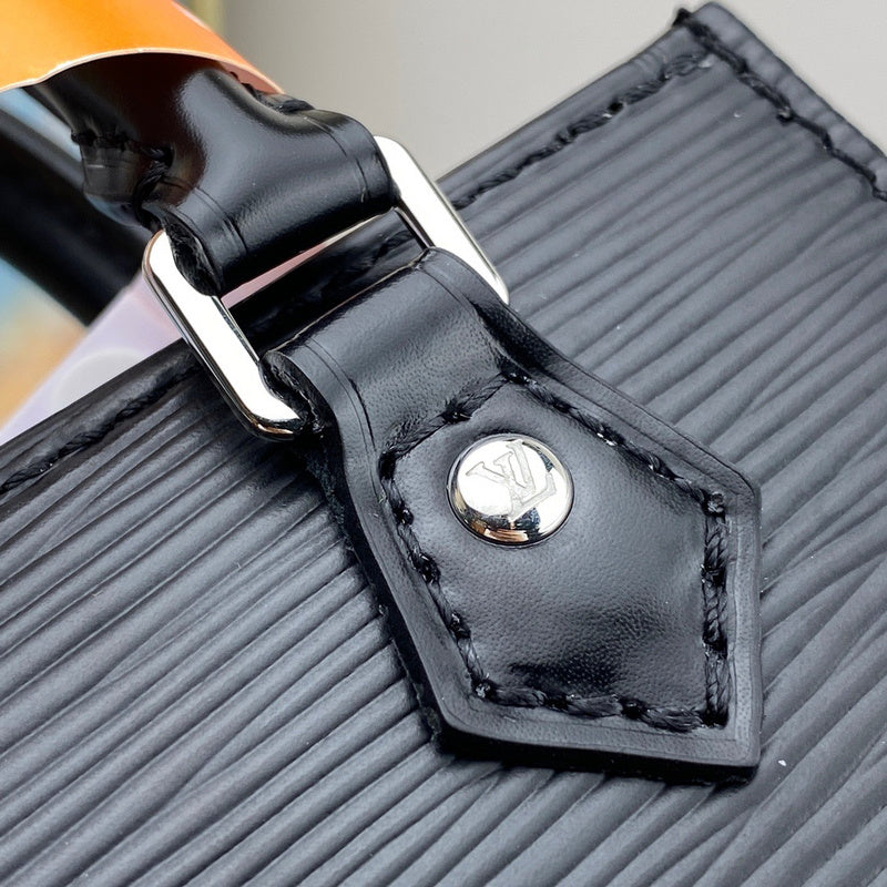 Interior view of refined elevated women's handbag – women's luxury accessory