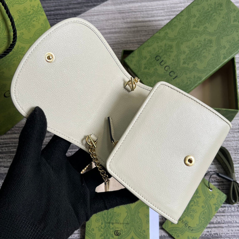 Styled lifestyle shot of polished elevated women's handbag – women's premium purse