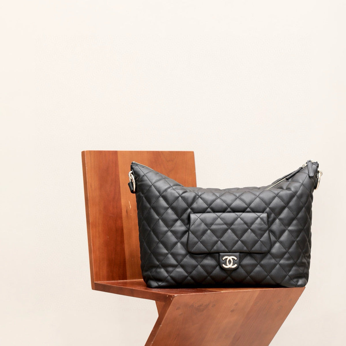 Front view of Chanel 23B Maxi Hobo Bag premium bag