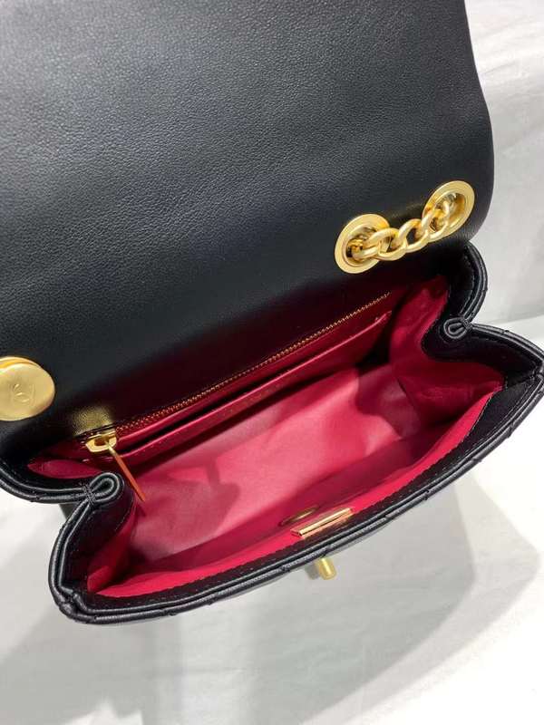 Zivas Charm Contemporary Flair Luxury Handbag (Elevated Accessory Essential) – Lifestyle Shot