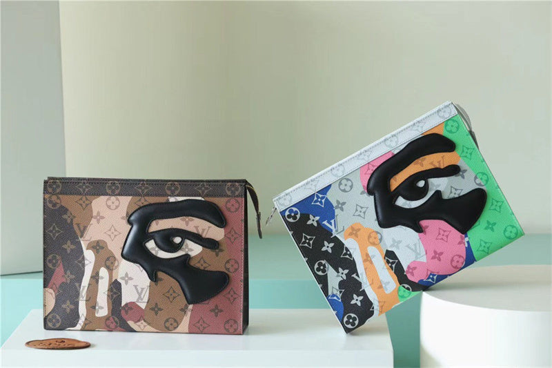  graceful shoulder bag styled with outfit