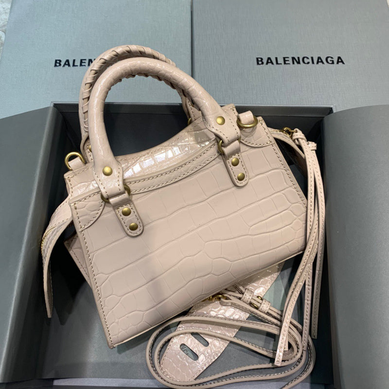 Effortless Premium PU Leather Handbag - Refined Silhouette | Women's Premium Handbag #329 - close-up detail shot (image 3) of designer-inspired handbag