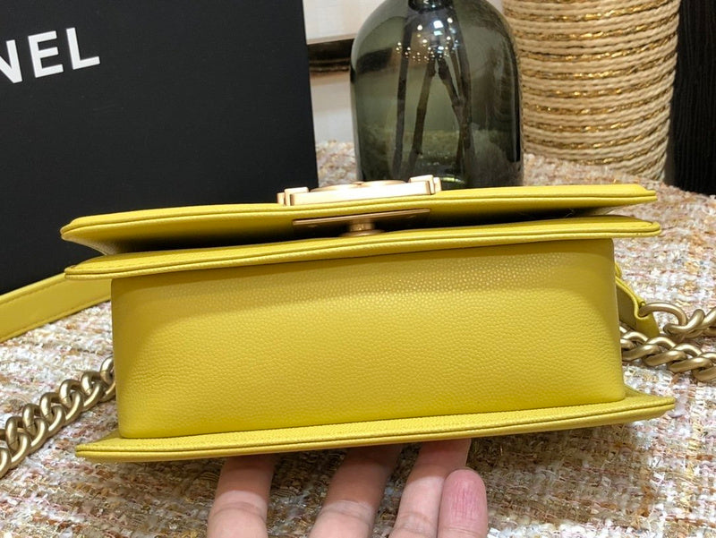  mid purse view 3