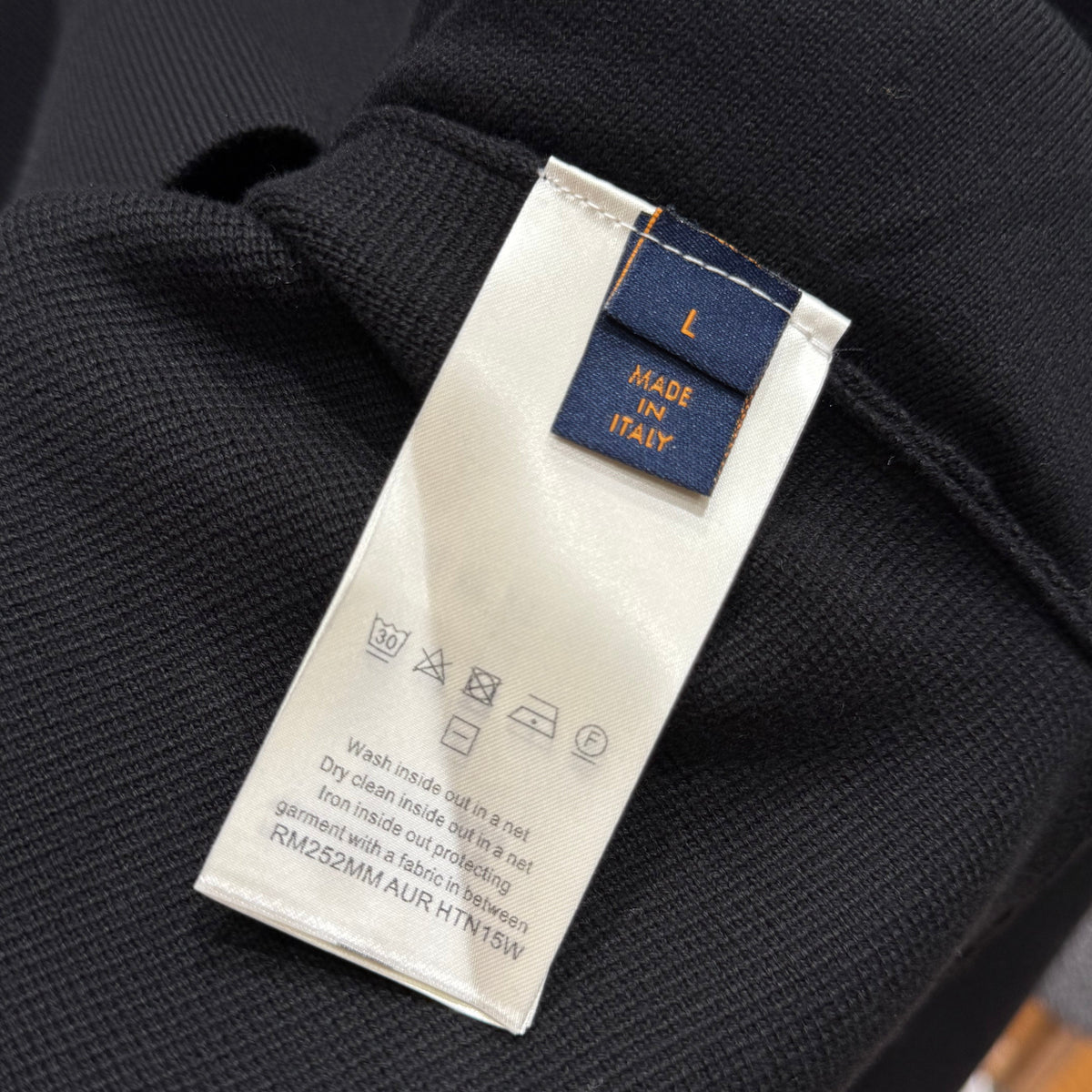 Louis Vuitton Hoodies? Louis Vuitton Lou Zip Sweatshirt Comfortable Luxury Streetwear Hoodie
