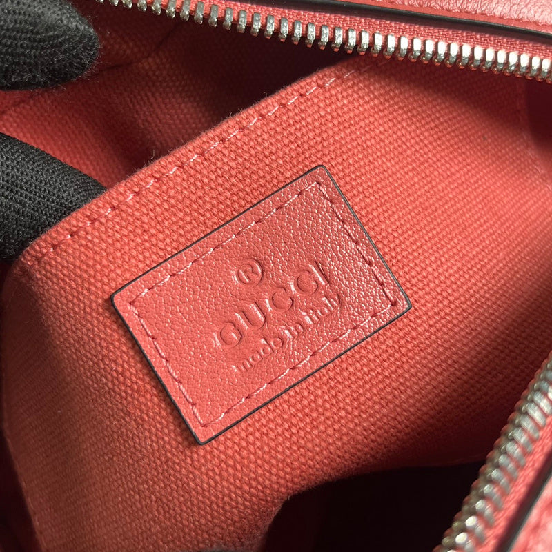 Side profile of elevated premium women's handbag – women's luxury accessory