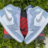 Nike crisp white luxury sneakers view 15 retro runner design