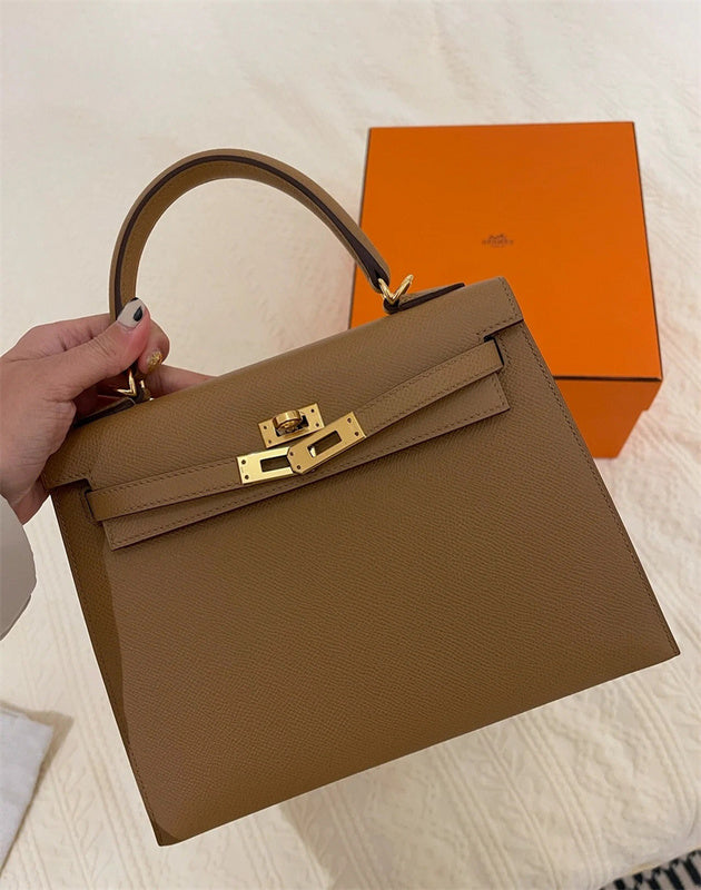 Chic bag women's premium everyday handbag