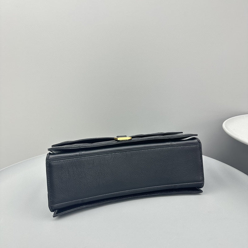 Zivas Charm Modern Minimalist Look Fashion Handbag (Considered Detail & Form) – Back View