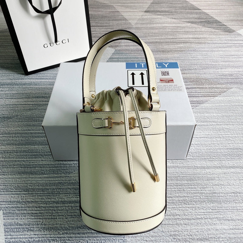 Side profile of premium modern women's handbag – women's premium purse