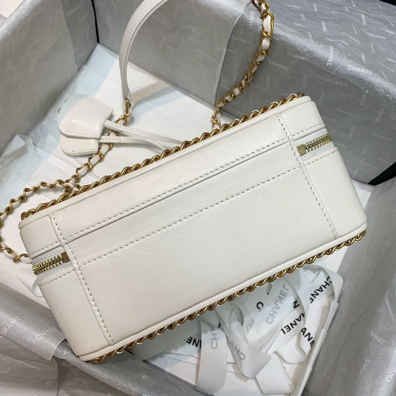  women's handbag, mid design, view 7