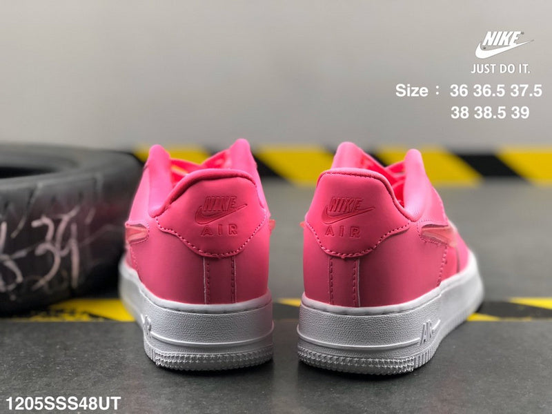 Nike Men's & Women's Luxury Low-Top Trainers — Style 009 close-up view