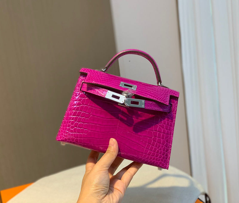 Interior view of structured premium bag