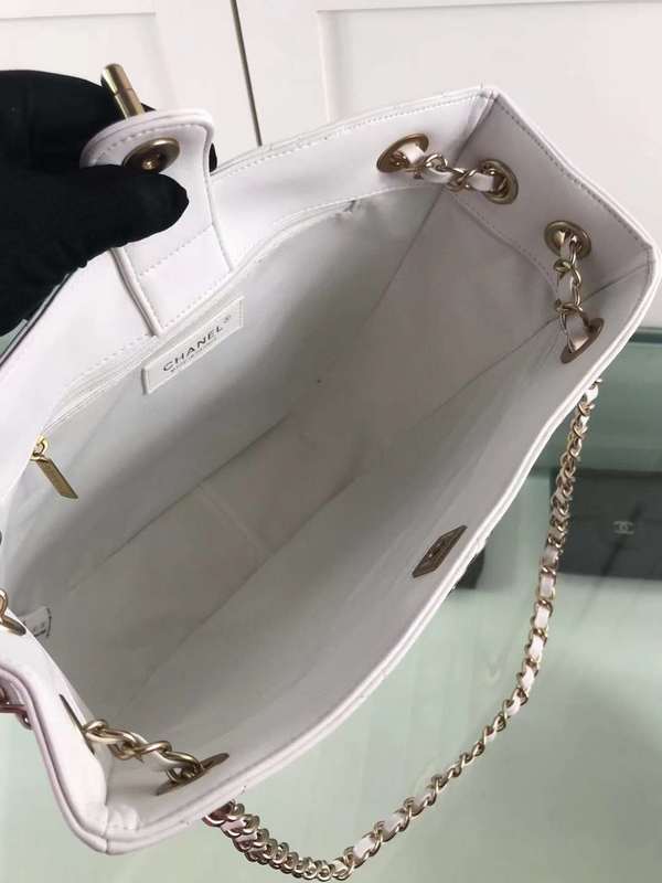 Zivas Charm Modern Edge Fashion Handbag (Designer-Inspired Craftsmanship) – Full Silhouette