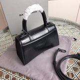 Top view of everyday-luxe premium women's handbag – women's premium purse