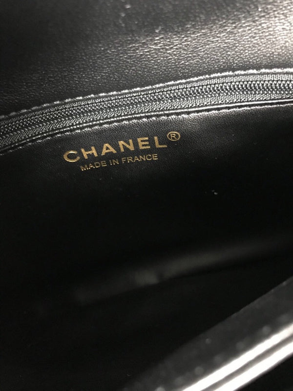  women's handbag, mid design, view 6
