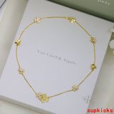 Angled view of Van Cleef & Arpels unisex jewelry piece