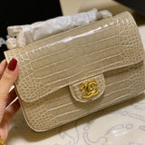  women's handbag, mid design, view 2