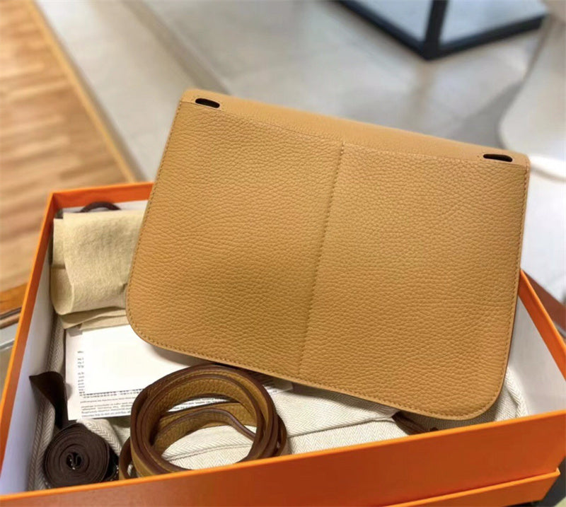  shopper bag interior and compartment view 21