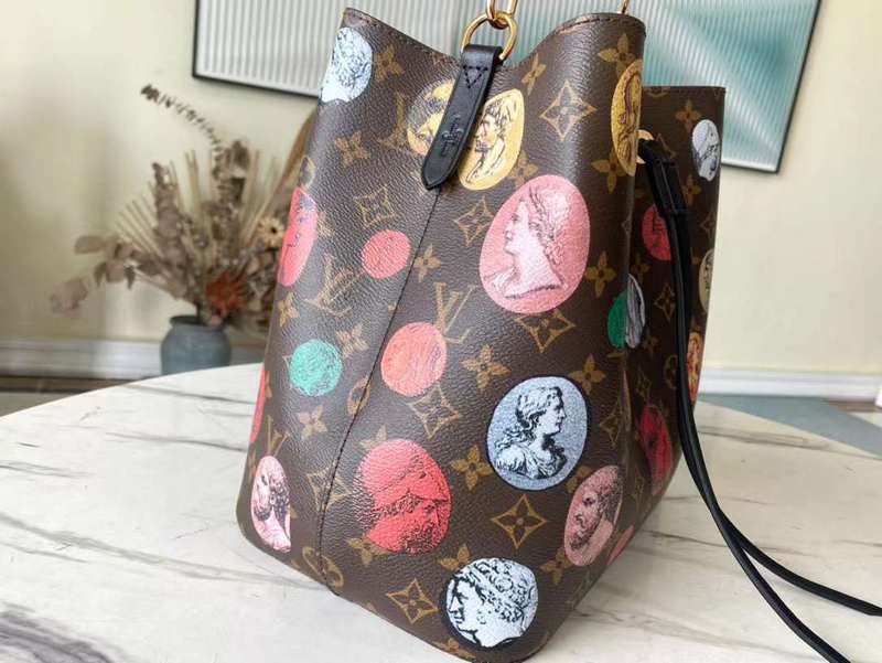 Close-up detail of modern classic women's handbag – women's luxury handbag