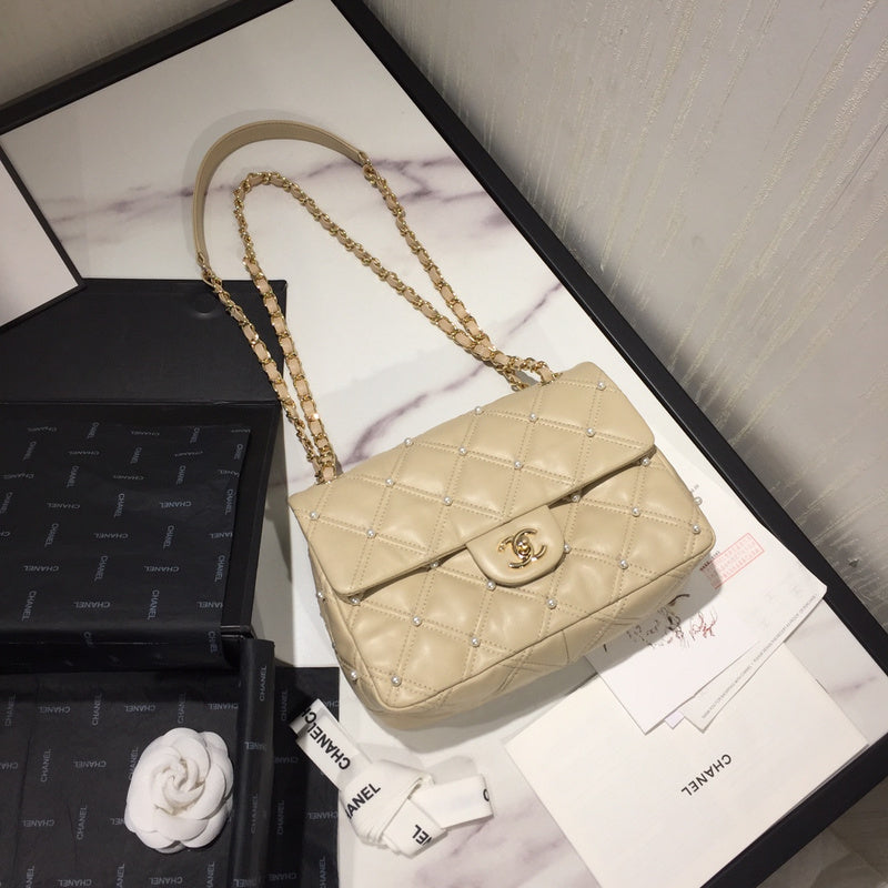 Zivas Charm Refined Structure Fashion Handbag (Modern Wardrobe Staple) – Angled View