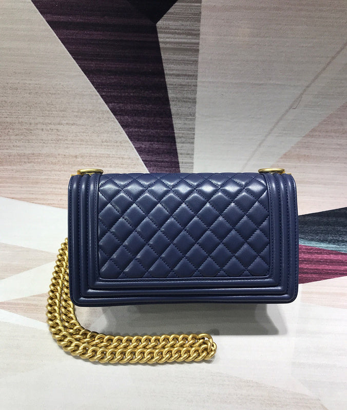  handbag, mid everyday style, image 7