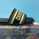 Dior shoes Style 033 - texture and material detail