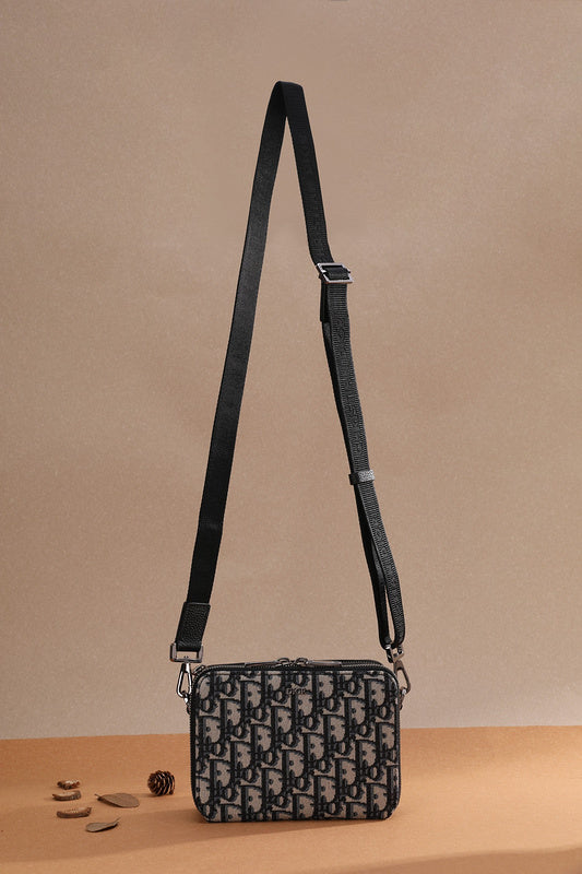 Front view of signature statement women's handbag – women's premium purse
