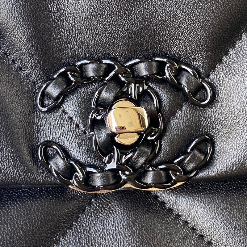  women's handbag, versatile design, view 2