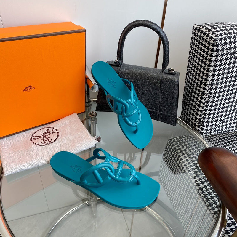 Hermes shoes Style 326 - sole and craftsmanship detail (alternate angle)
