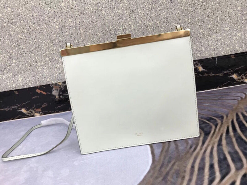 Side profile of refined sleek women's handbag – women's everyday handbag
