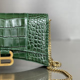 Zivas Charm Sleek Silhouette Statement Handbag (Everyday Luxury Essential) – Styled Look
