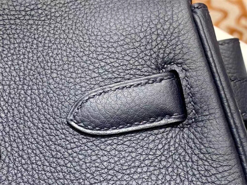 Sleek handbag styled for everyday wear
