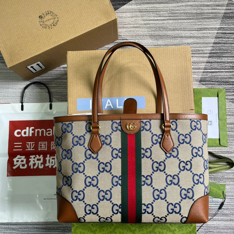 Front view of everyday-luxe structured women's handbag – women's luxury accessory