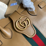 Handle and strap detail of classic modern women's handbag – women's premium purse