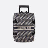 Close-up detail of everyday-luxe premium women's handbag – women's luxury accessory