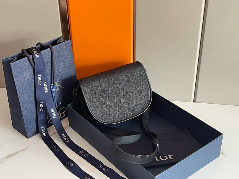 Close-up detail of elevated premium women's handbag – women's statement bag