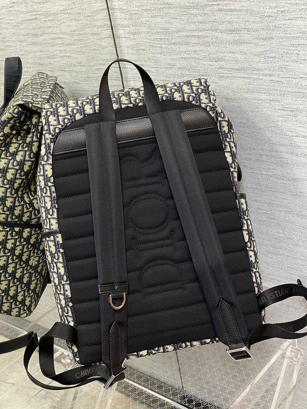 Back view of elevated classic women's handbag – women's premium purse
