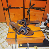 Hermes sandals Style 053 - packaging and accessories