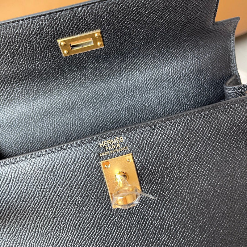 Close-up detail of effortless bag design