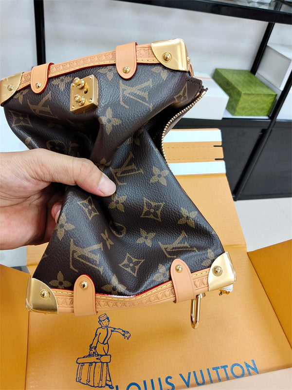  refined top-handle bag detail view showing craftsmanship
