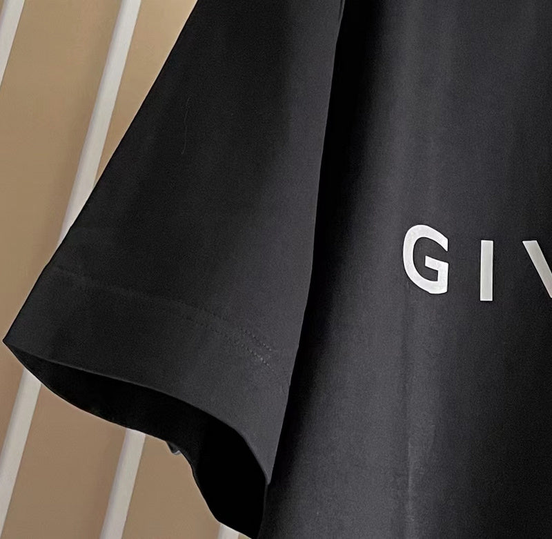 Full silhouette view of Givenchy luxury piece style No.118