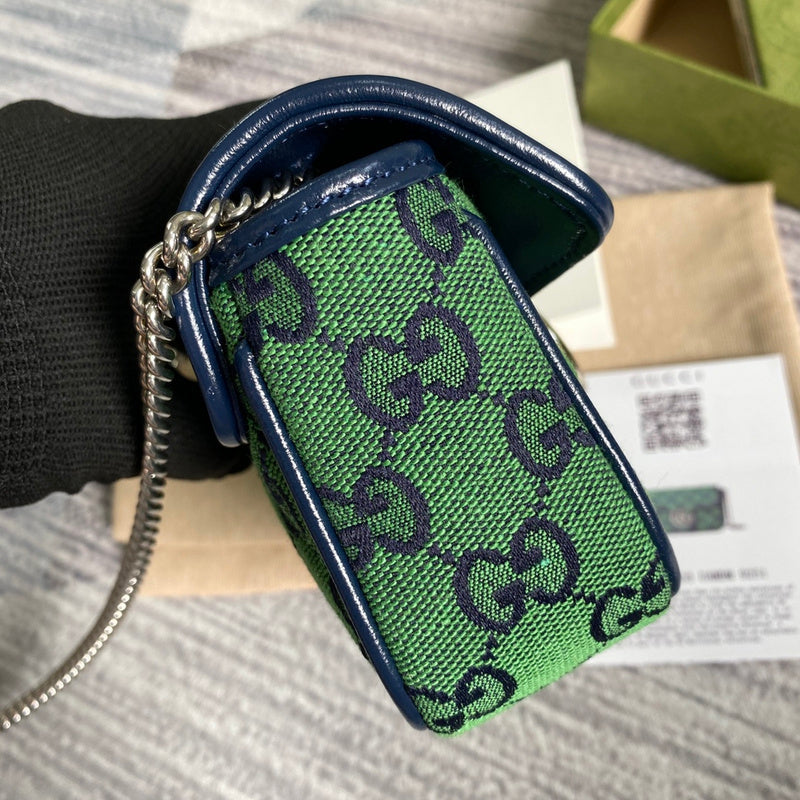 Interior view of everyday-luxe sleek women's handbag – women's designer-style accessory