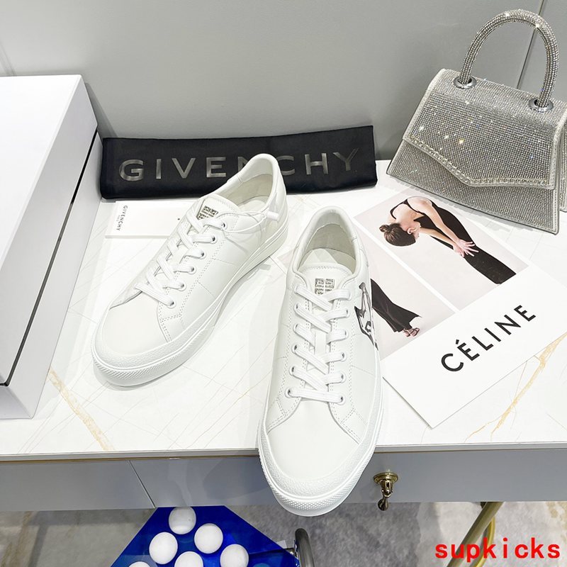 Givenchy shoes Style 045 - close-up of luxury comfort fit