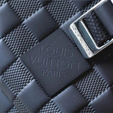  signature handbag styled with outfit 18