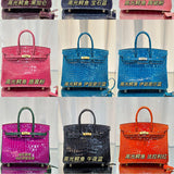  structured bag interior and compartment view