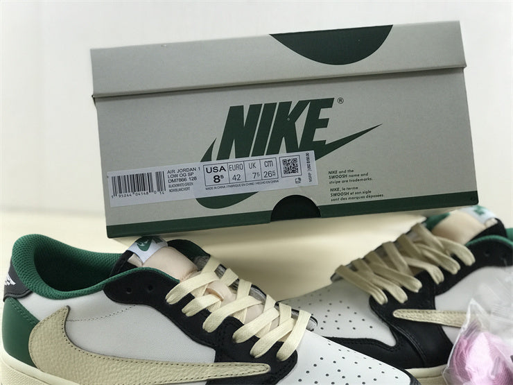 Nike clean off-white luxury sneakers view 11 classic court silhouette