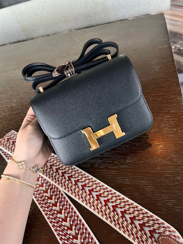  Curated structured bag front view 13
