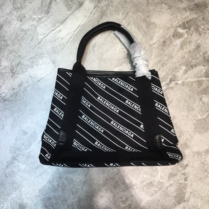Sophisticated Vegan Leather Handbag - Everyday Elegance | Women's Premium Handbag #757 - back view (image 4) of designer-inspired handbag