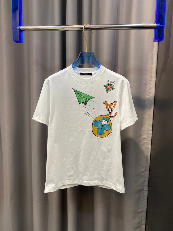 Side profile of Louis Vuitton cotton t-shirt with tailored silhouette